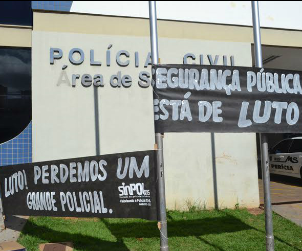 Policiais manifestam sua indignação pelas mortes de policiais civis em serviço / Foto: Assessoria