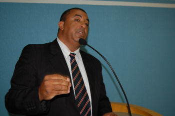 Vereador Carlinhos quer ver atendidas reivindicações apresentadas em 2011Foto: Moreira Produções