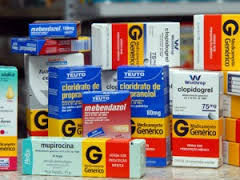 Governo devia ampliar lista de remédios com isenção de impostos, diz associação