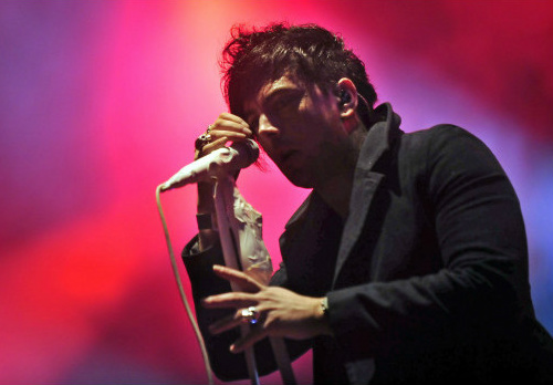 Ian Watkins se declarou culpado de tentativa de estupro e crime sexual contra crianças