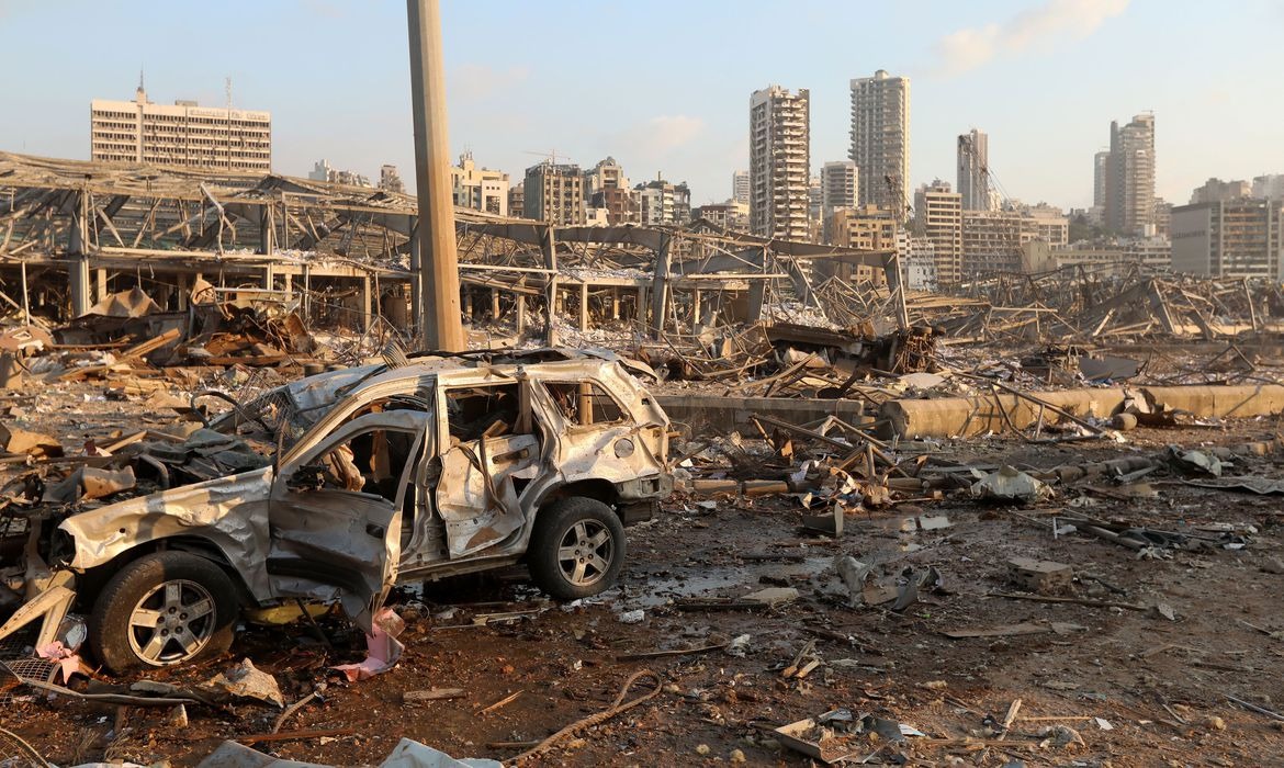 Mortes por explosão em Beirute sobem para 154 © REUTERS/Mohamed Azakir/Direitos