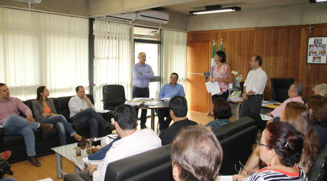 Reunião fala sobre cada departamento formatar metas de curto, médio e longo prazo / Foto: Divulgação