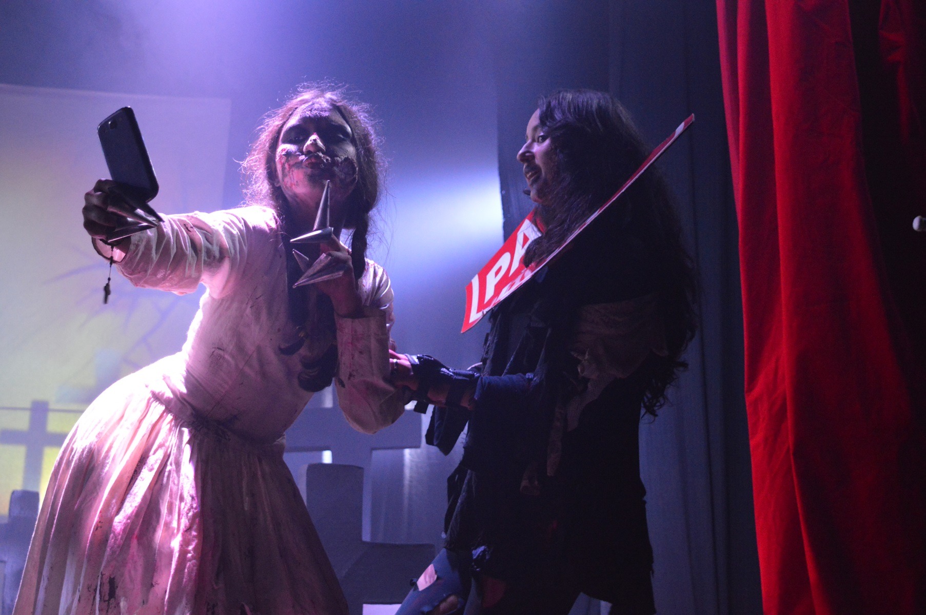 Momento da apresentação da peça Zumbi, encenada por alunos da escola municipal Antônio Pinto da Silva / Foto: Moreira Produções