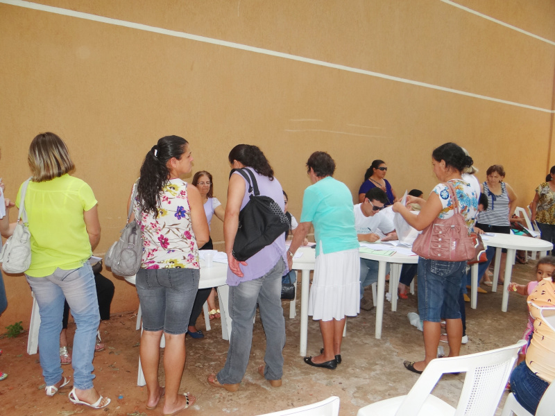 Carreta do Hospital do Cancêr de Barretos está em Amambai Ainda restam vagas para o exame de colo uterino.