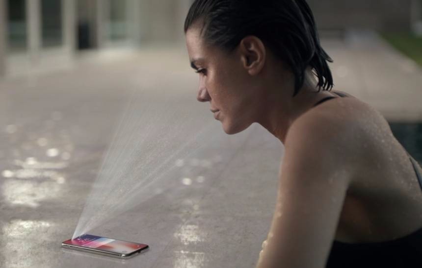 Primeiras reações ao iPhone X destacam tela e reconhecimento facial