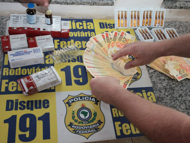 Polícia apreende medicamentos e R$ 6,7 mil em notas falsas em MS