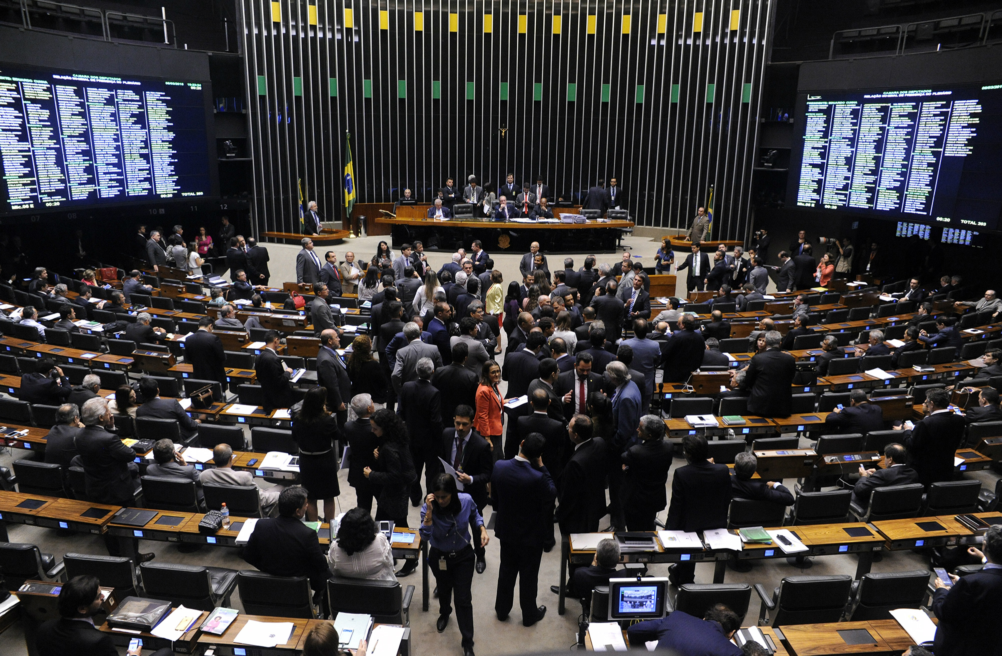 Câmara aprova projeto que autoriza uso de substância contra o câncer Plenário da Câmara dos Deputados aprova uso da fosfoetanolamina em pacientes com câncer. // Foto: Luis Macedo