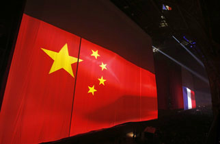 EUA e China trocam farpas em fórum de segurança da Ásia