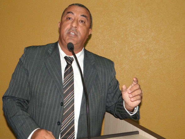 Vereador Carlinhos propõe parcerias para realizar mutirão de limpeza na cidade Vereador de Amambai, Carlinhos (PPS) / Foto: Divulgação