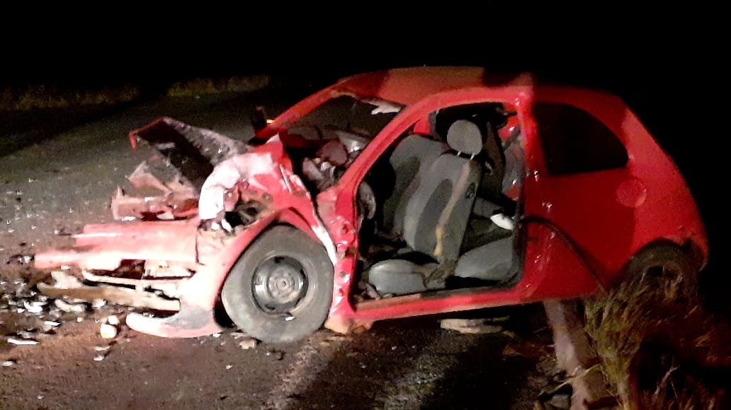 Antônio Marcos, vítima do primeiro acidente guiava o um veiculo Ford Ka. / Foto: Corpo de Bombeiro