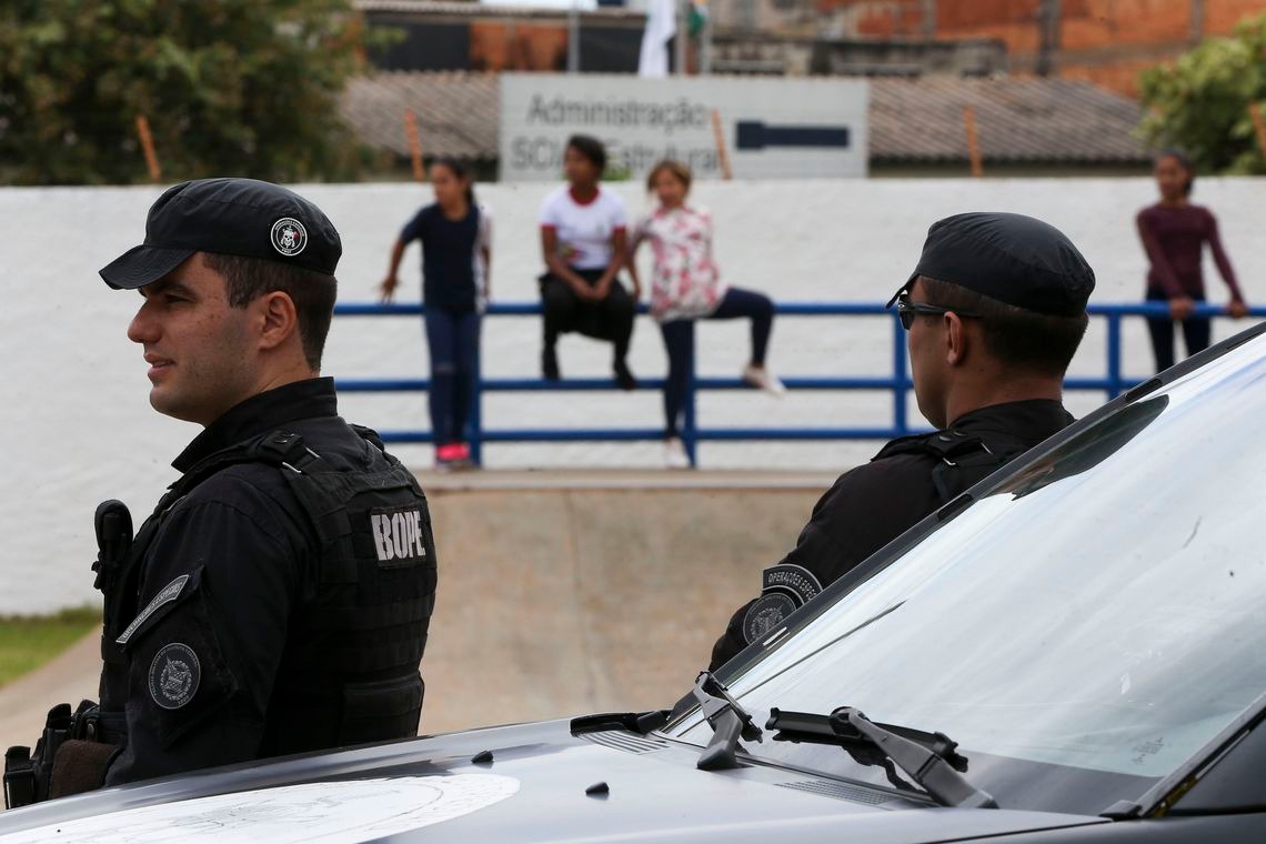 Policiais e bombeiros da ativa poderão atuar em escolas Foto-Marcelo Camargo/Agência Brasil