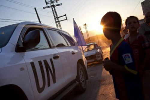 Quase metade dos observadores da ONU deixa a Síria