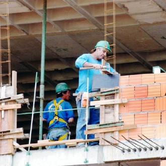 Construção civil foi setor que mais abriu postos de trabalho em junho Construção civil foi setor que mais abriu postos de trabalho em junho