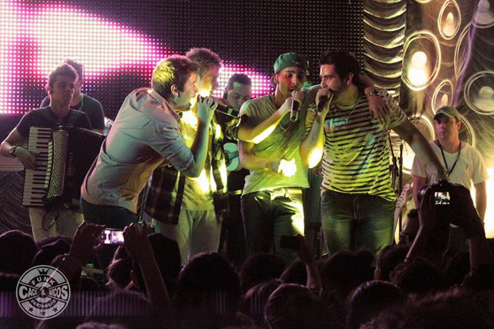 Dupla Bruno e Paulo Vitor lança seu segundo CD neste sábado (21) A carreira dos irmãos começou oficialmente em 2009.