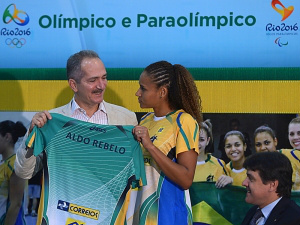 Handebol vai ter patrocínio de R$ 9,4 milhões para Olimpíadas de 2016 Handebol vai ter patrocínio de R$ 9,4 milhões para Olimpíadas de 2016
