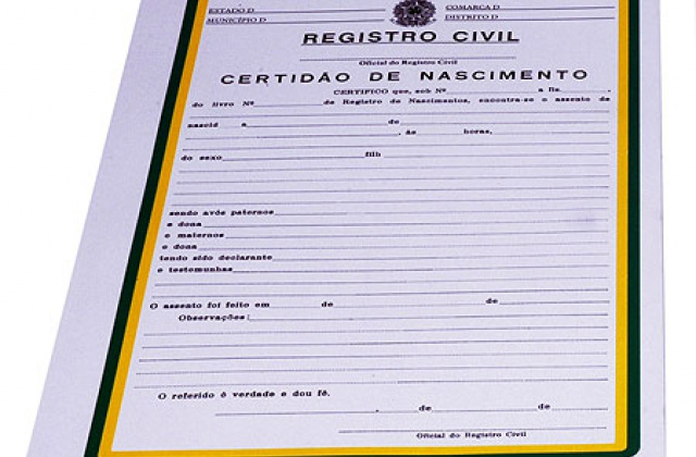 Receita emite mais de 204 mil CPFs com certidão de nascimento Receita emite mais de 204 mil CPFs com certidão de nascimento