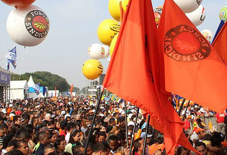 Manifestações e greves vão marcar o Dia Nacional de Luta nesta quinta-feira (11) Manifestações e greves vão marcar o Dia Nacional de Luta nesta quinta-feira (11)