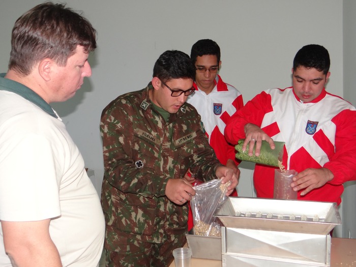 Análise e Classificação de grãos foi um dos cursos oferecidos / Foto: Moreira Produções