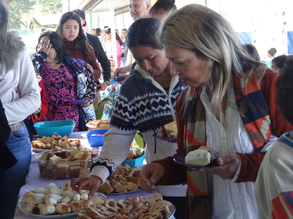 Um café  da manhã foi servido / Foto: Moreira Produções