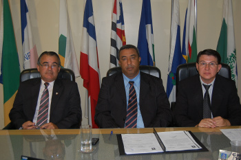 Cristino, Carlinhos e Prego cobram criação do Conselho Tutelar Indígena Os vereadores querem a implantação do Conselho Tutelar nas áreas índigenas do municípioFoto: Moreira Produções