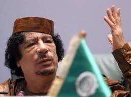 Cerco se fecha contra Khadafi, diz oposição