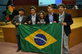 Brasil conquista cinco medalhas na Olimpíada Latino-Americana de Astronomia Brasil conquista cinco medalhas na Olimpíada Latino-Americana de Astronomia