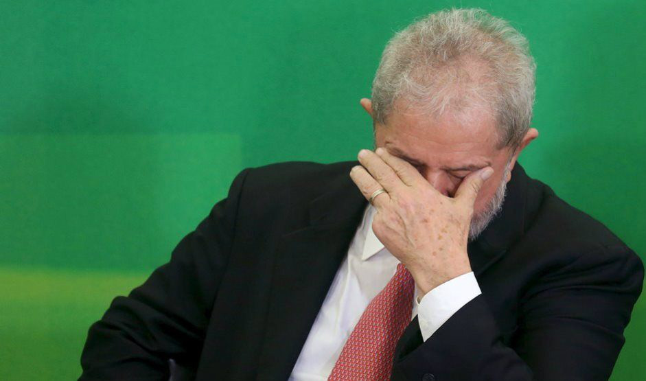 Juiz suspende posse de Lula como ministro da Casa Civil; AGU vai recorrer