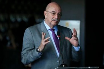 O ministro da Cidadania, Osmar Terra, disse que o programa cria oportunidades para jovens que vivem nas famílias mais pobres do Brasil - Arquivo/Agência Brasil