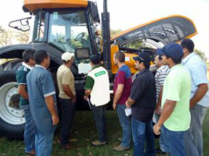 Curso gratuito ensina manutenção de máquinas em Dourados