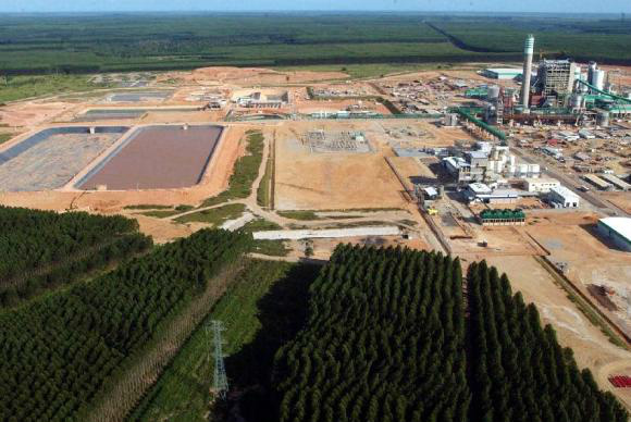Confiança da Indústria aumenta quase 1 ponto percentual em dezembro Os dados divulgados pelo Instituto Brasileiro de Economia da Fundação Getulio Vargas (Ibre-FGV) indicam que a prévia do último mês do ano, foi determinada pela melhora das expectativas em relação aos meses seguintes