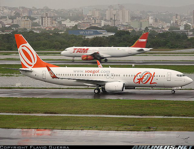 Brasileiros viajam mais e demanda por voos domésticos avança 3% em setembro Brasileiros viajam mais e demanda por voos domésticos avança 3% em setembro