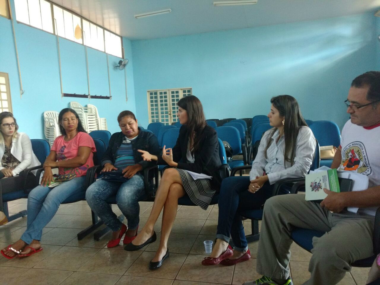 Em Amambai, projeto realiza rodas de conversas sobre os direitos das mulheres A falta de informação sobre o que é a violência doméstica e quais os tipos acarreta em desconhecimento sobre direitos garantidos em leis.