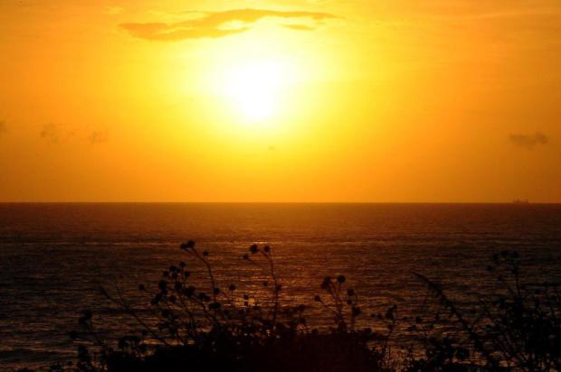 Sol incide com mais intensidade no Hemisfério Sul, marcando a chegada da estação Foto: Guto Kuerten / Agencia RBS