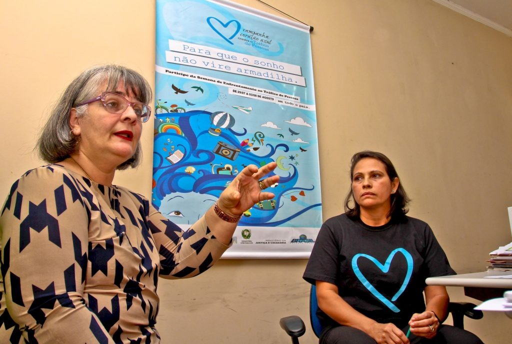 Coração Azul: Campanha conscientiza sociedade sobre o tráfico humano Coração Azul: Campanha conscientiza sociedade sobre o tráfico humano