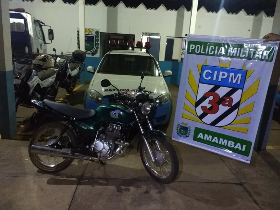 Polícia Militar de Amambai recupera motocicleta furtada Foto: 3ª CIPM