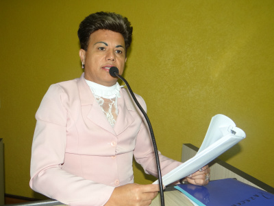 Vereador Ilzo quer redutor de velocidades para garantir segurança aos moradores Vereador de Amambai, Ilzo Victor Arce Vieira (PT do B)}Foto: Moreira Produções