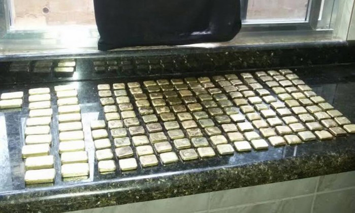 PF apreende 20 kg de ouro de traficante preso em Bangu