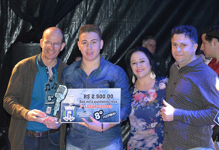 Patricke Zaya, campeão do estilo Livre Adulto com a música Aí já era, da dupla Jorge e Matheus