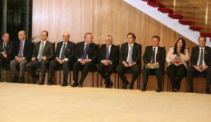 Durante a reunião, ministros explicaram a deputados a importância da aprovação da PEC dos Gastos Públicos / Foto:Valter Campanato