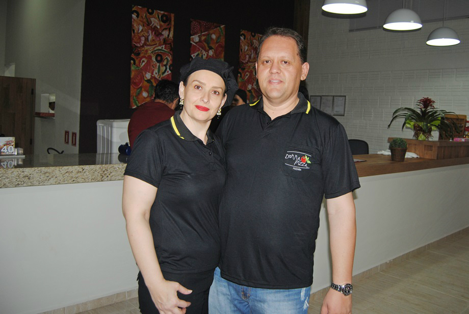 Casal proprietário da Donna Pizza, Lelo e Sandra Foto: Moreira Produções