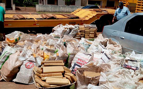 Polícia Rodoviária Estadual apreende mais de 3,6 toneladas de maconha em Amambai