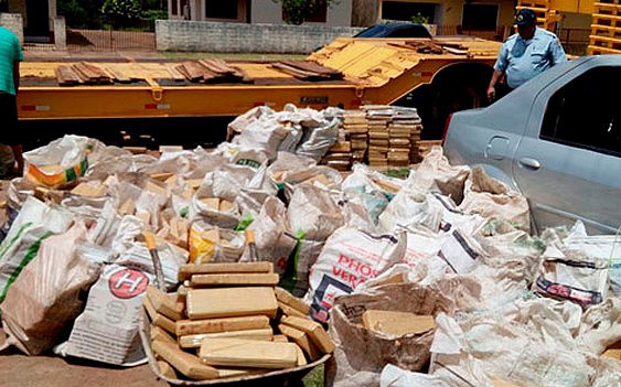 Polícia Rodoviária Estadual apreende mais de 3,6 toneladas de maconha em Amambai