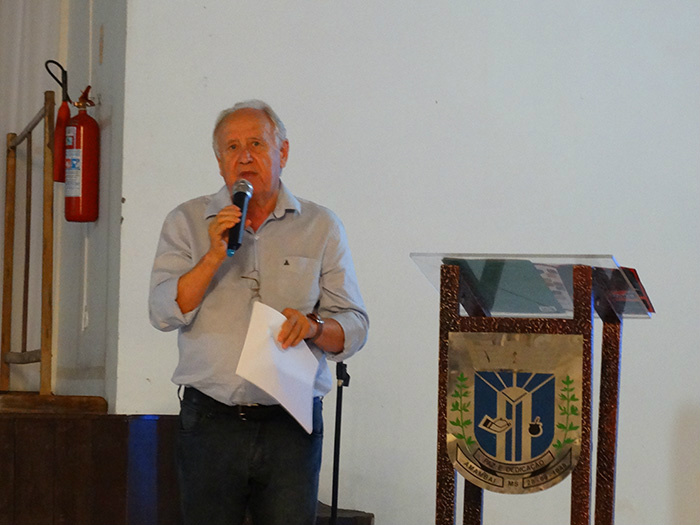 Professor Mateus Selhorst palestrou durante o Colóquio / Célia Chaparro