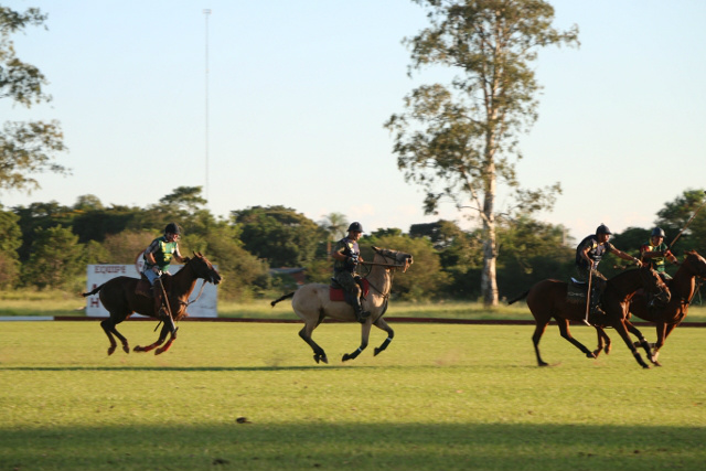 17º RC Mec realiza torneio de polo em Amambai