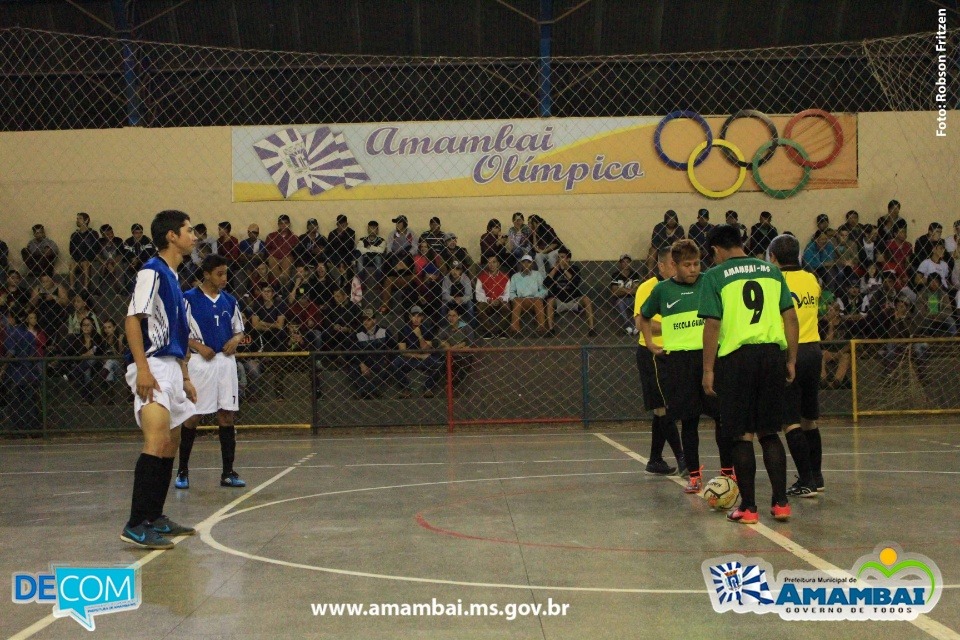 Jogo de abertura foi realizado entre as equipes das escolas estadual Dr. Fernando  Corrêa e municipal Guarani Kaiowá  
