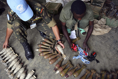 ONU elabora texto do Tratado de Comércio de Armas Convencionais
