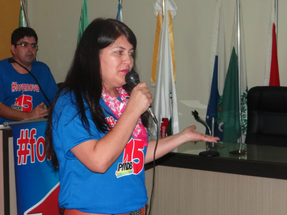 PMDB de Amambai apresenta pré-candidatos para eleições deste ano Presidente do PMDB Mulher, Derli Jaime / Foto: Moreira Produções