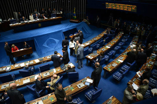 Senado aprova fim das coligações partidárias em eleições proporcionais Foto: Divulgação