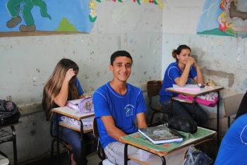 Obras na Escola Cel. Felipe de Brum, em Amambai, garantem oito novas salas O aluno Guilherme Corrêa.