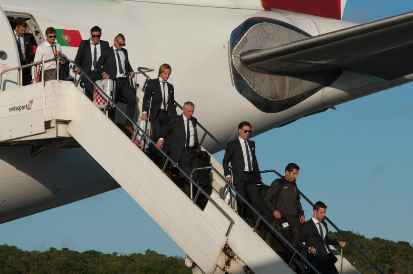 Croácia e Irã já estão no Brasil para a Copa do Mundo Seleção da Croácia desembarca em Salvador. Equipe está no Grupo A, ao lado de Brasil, México e Camarões
